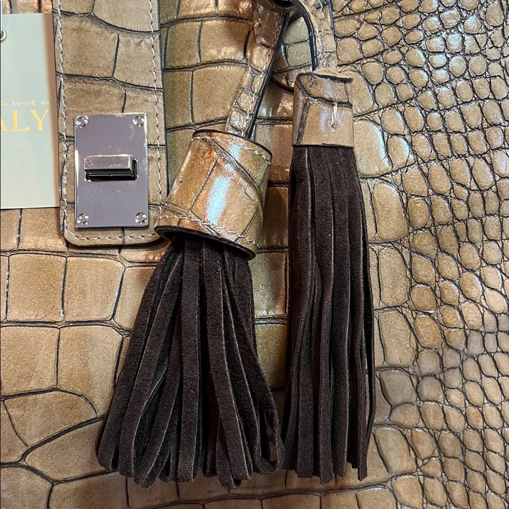 NWT Claudia Firenze Croc Embossed Leather two way carry satchel, crossbody, tote - Picture 4 of 17